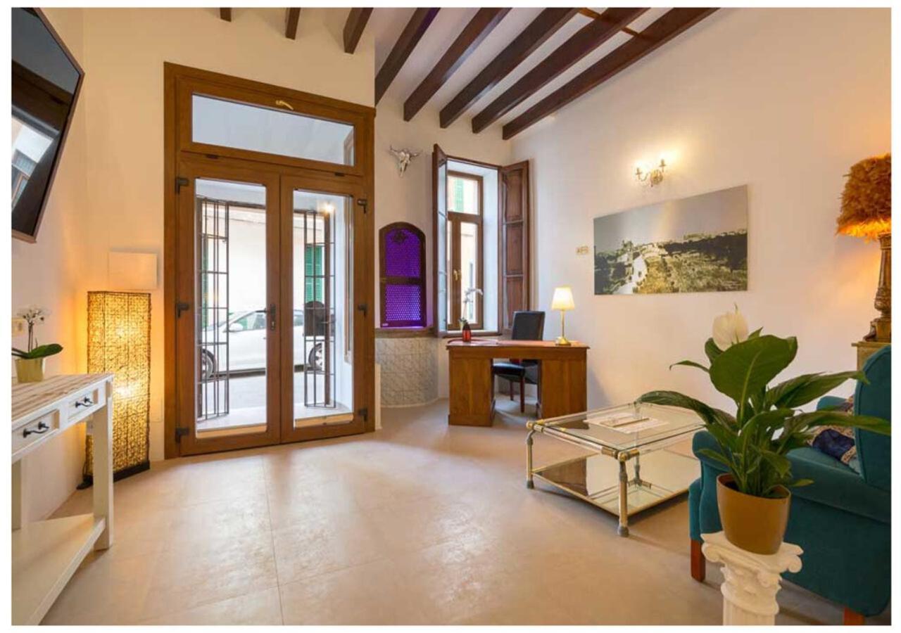 Boutique Hostal "Born53" Im Stadtkern Von Llucmajor, Mallorca Aparthotel Llucmajor  Exterior photo