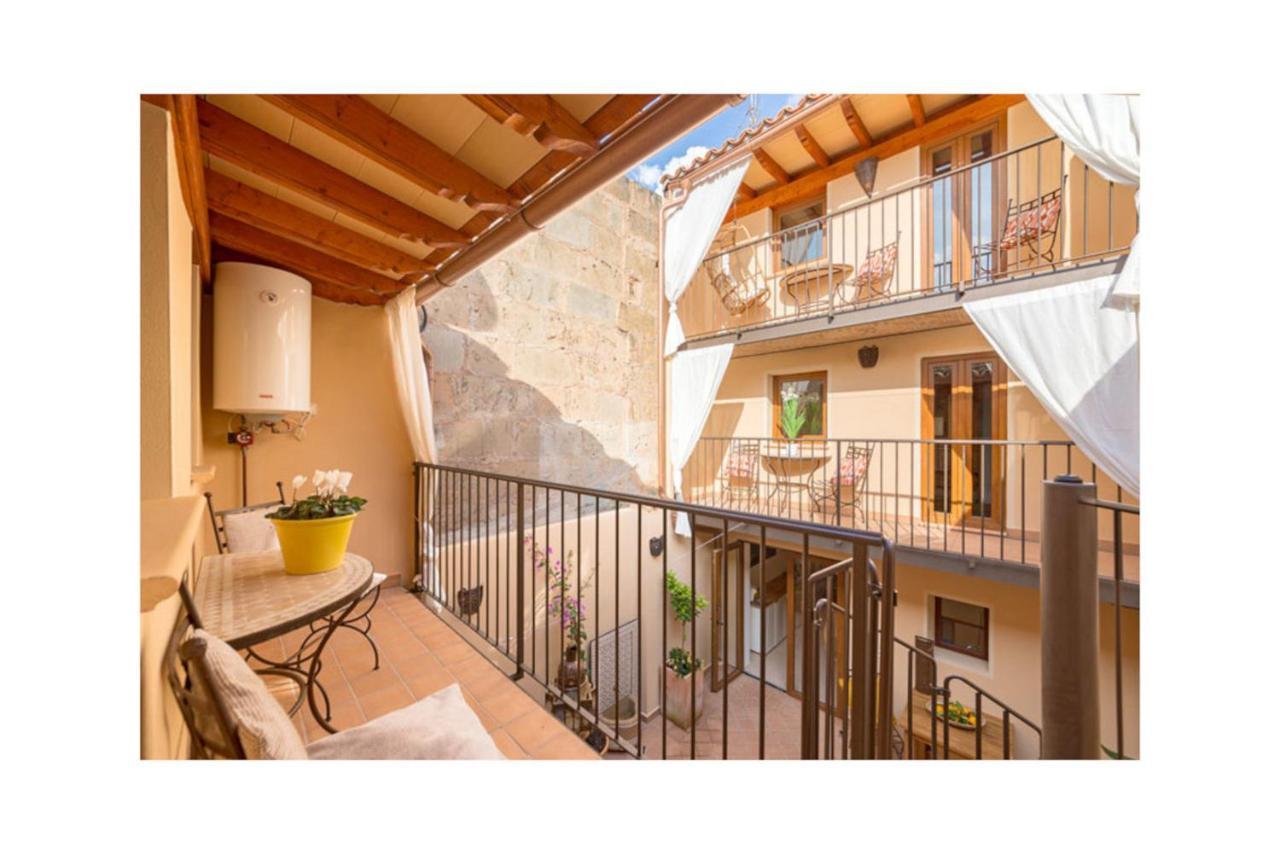 Boutique Hostal "Born53" Im Stadtkern Von Llucmajor, Mallorca Aparthotel Llucmajor  Exterior photo